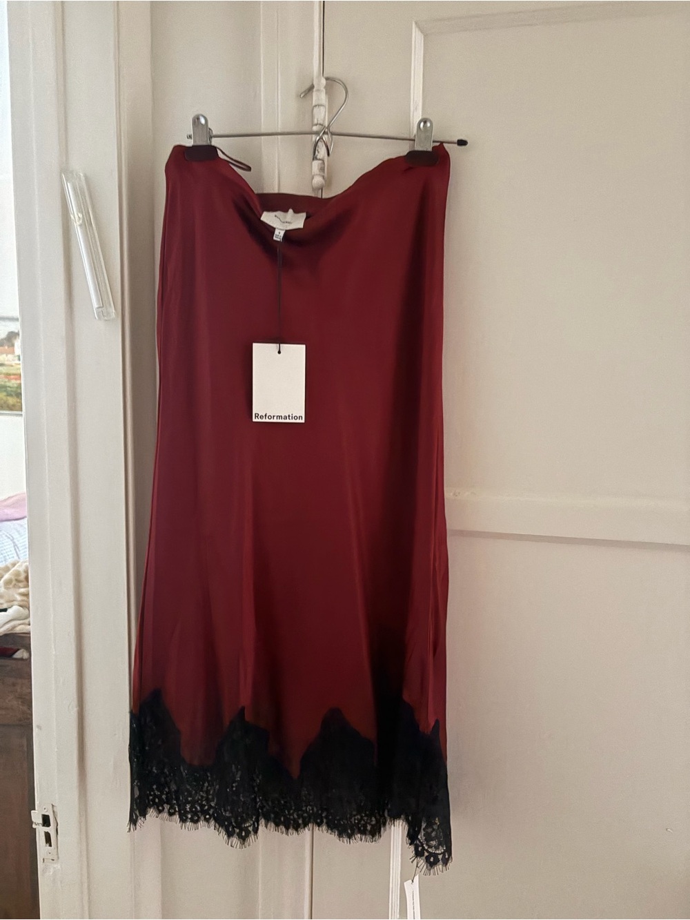 NWT Reformation Carolina Silk Skirt - in seasonal romance - Picture 7 of 9